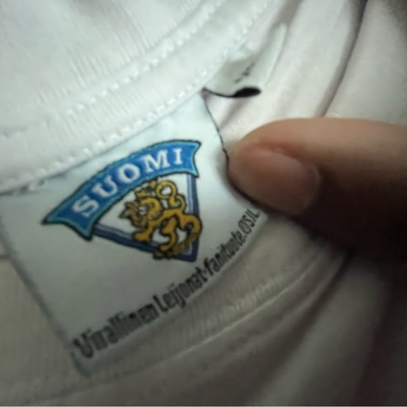 OVERSIZED FINLAND HOCKEY WORLD CHAMPS TEE - Picture 3 of 4